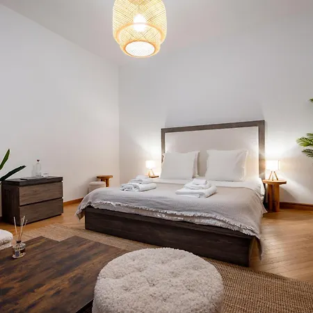 High-end In Center * Μπάρι